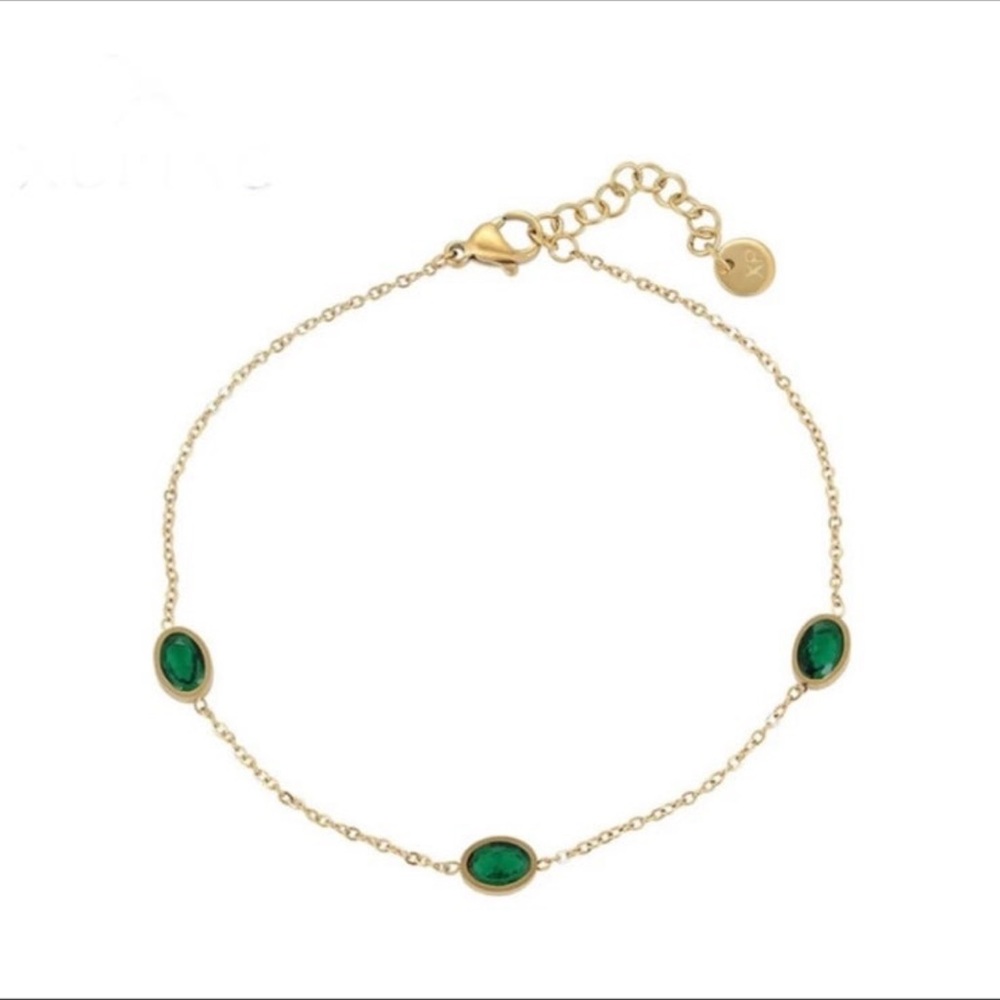 Gorgeous emerald crystal chain bracelet